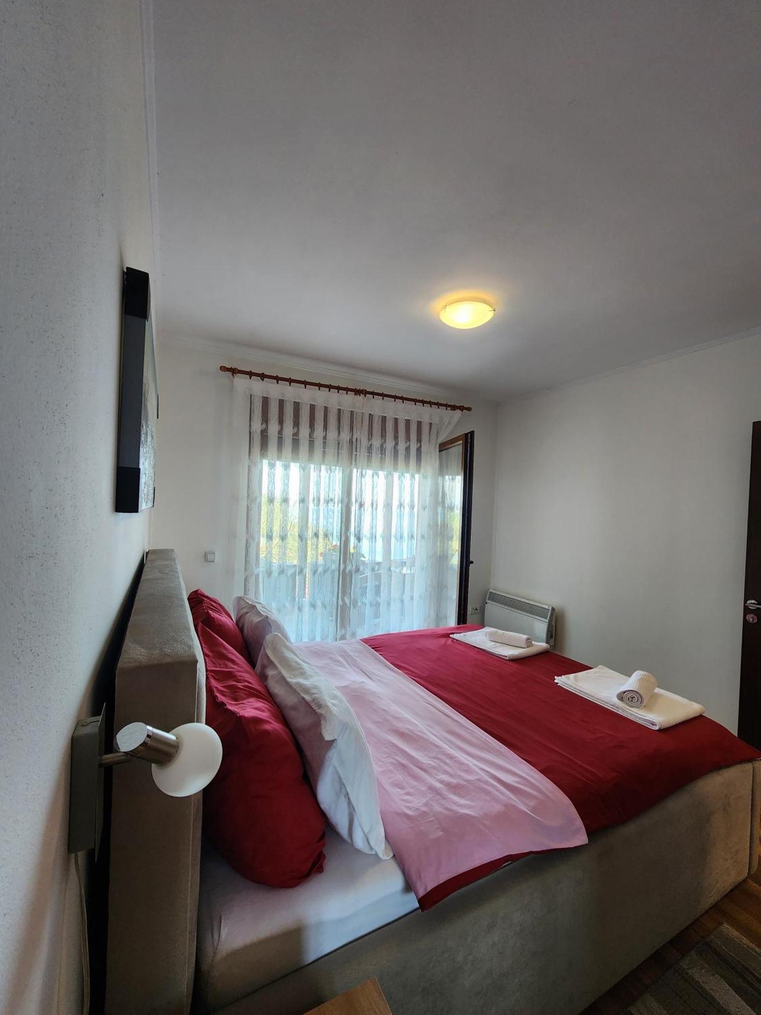 Apartment Улцин Екстериор снимка